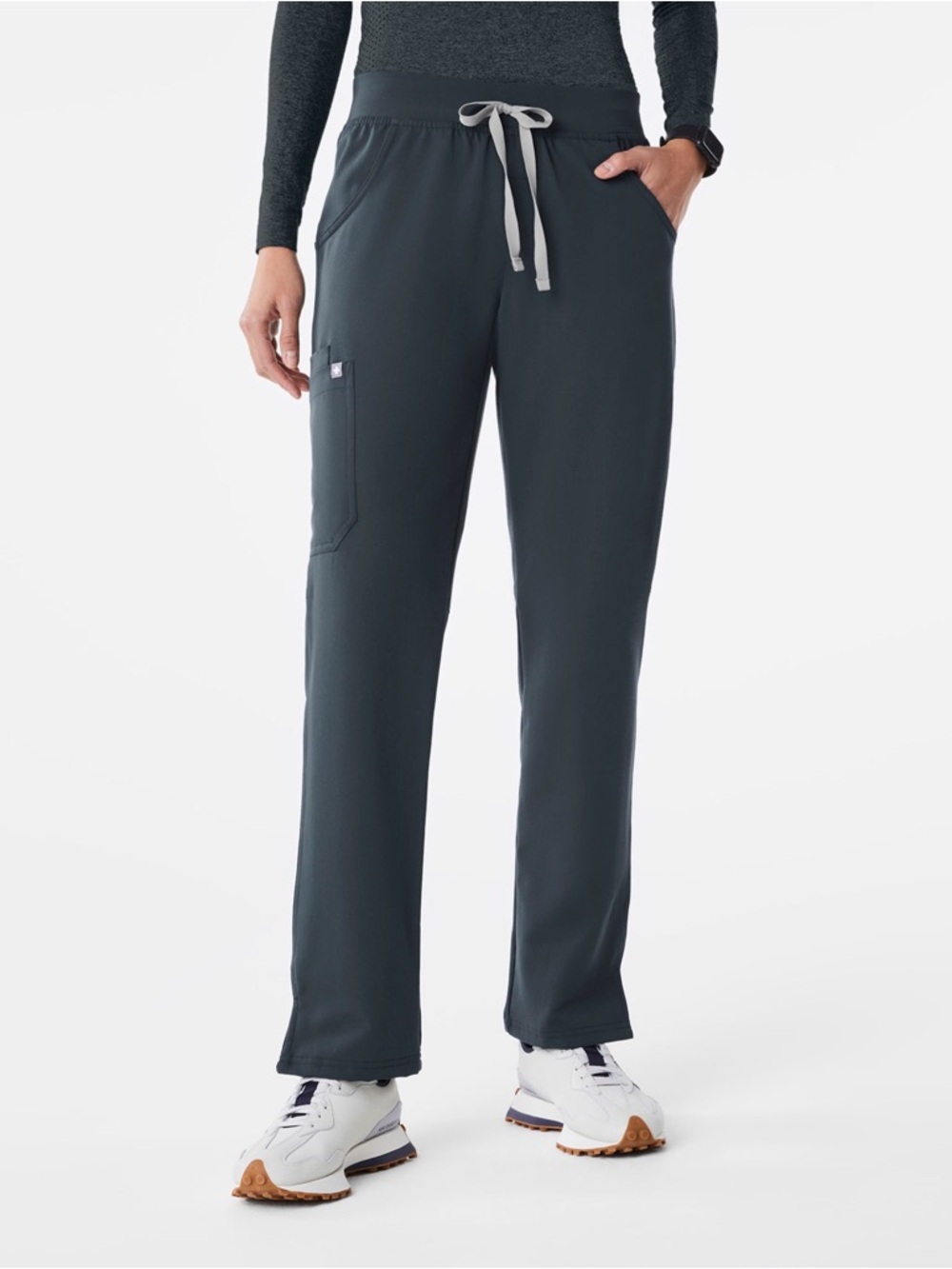 Figs Women's Kade Cargo Scrub Pants in Dark Harbor